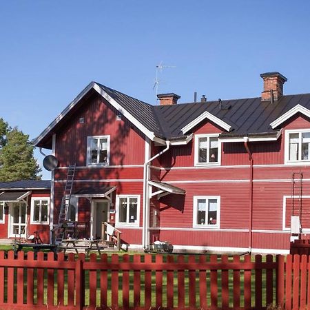 Furudals Vandrarhem Och Sjoecamping Exterior photo