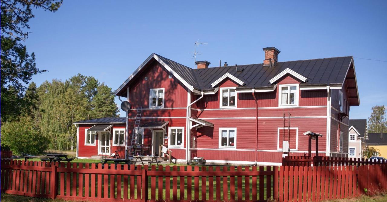 Furudals Vandrarhem Och Sjoecamping Exterior photo