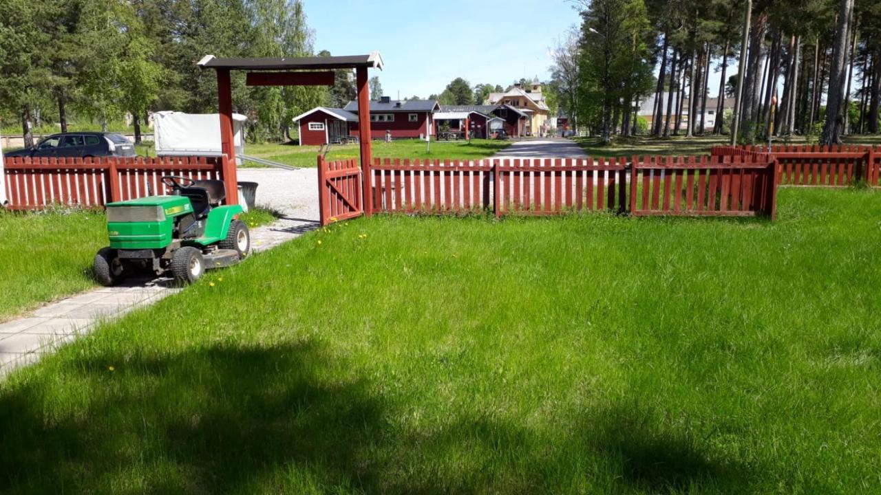 Furudals Vandrarhem Och Sjoecamping Exterior photo
