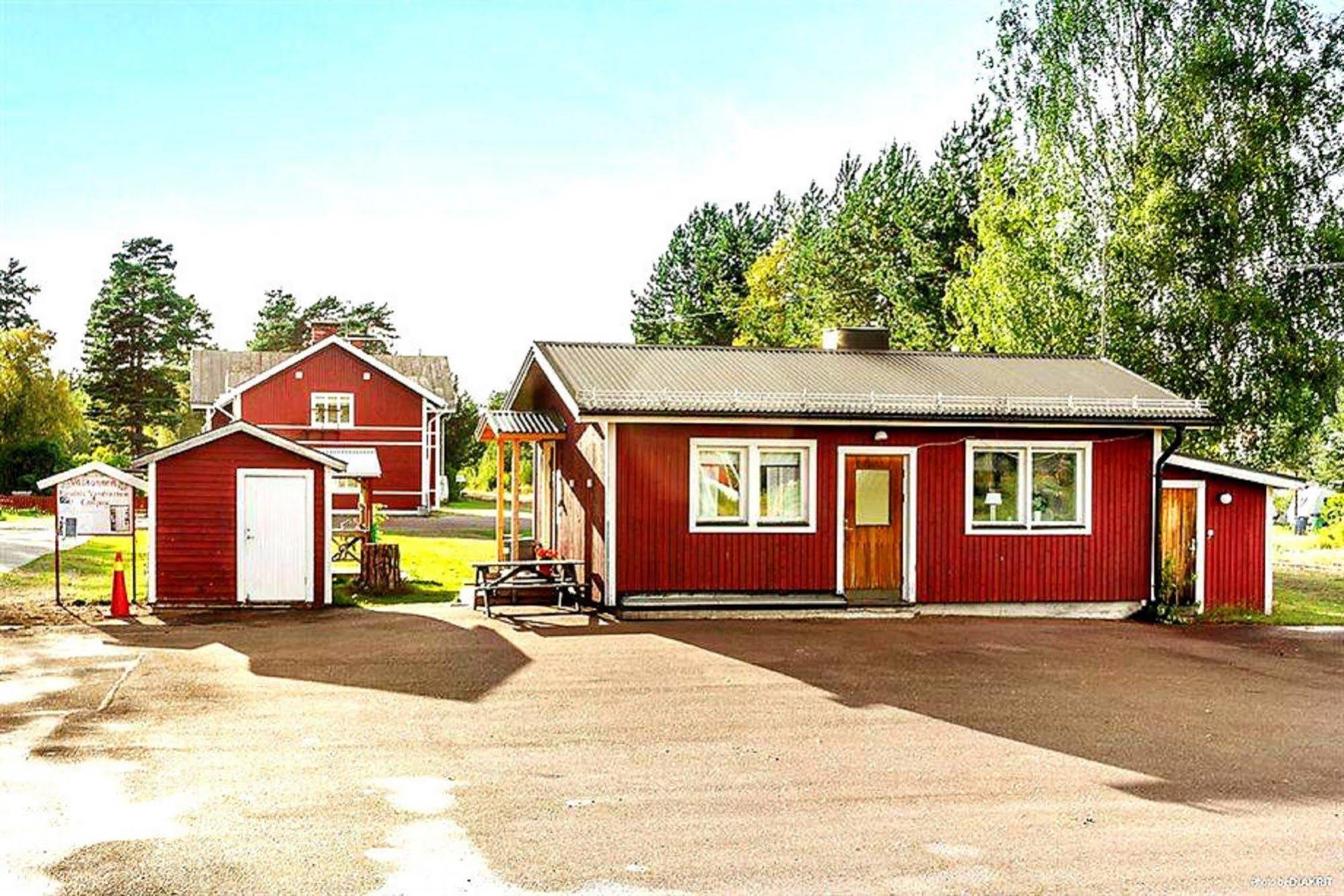 Furudals Vandrarhem Och Sjoecamping Exterior photo